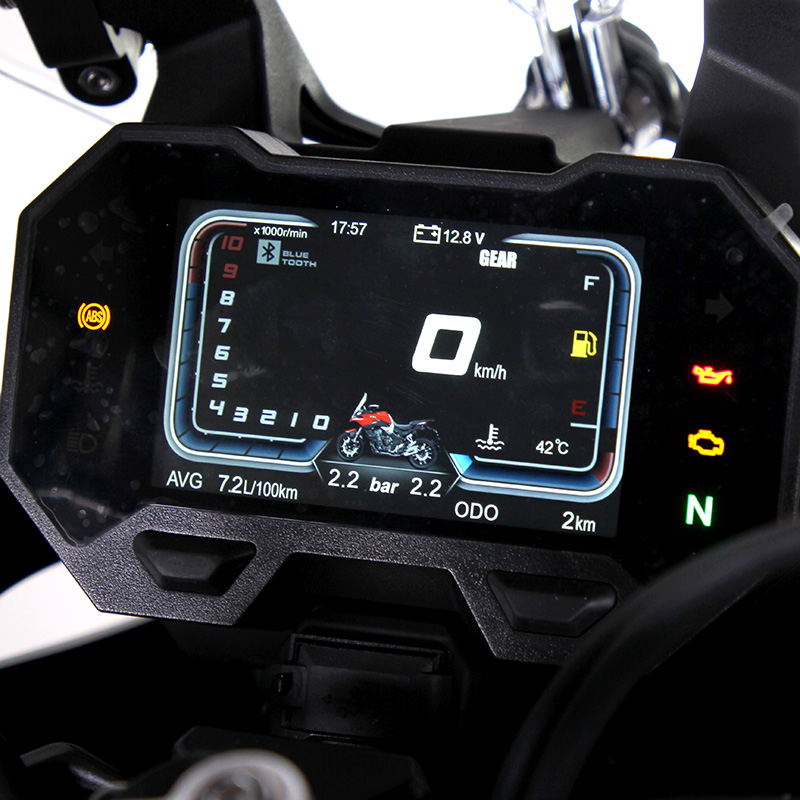 VOGE_DETALLE_500DS_TABLERO